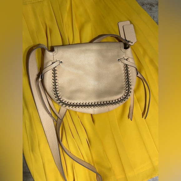 Coach Whipstich Crossbody Flap in a light salmon color - Picture 15 of 15